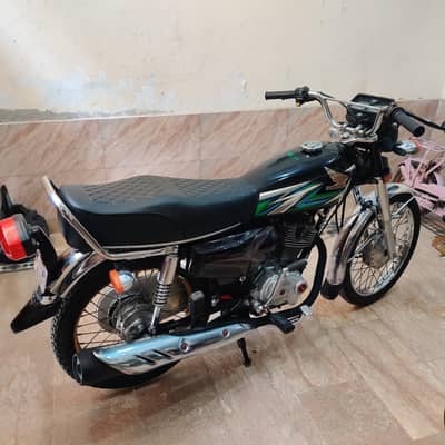 Honda 125 2023 Black