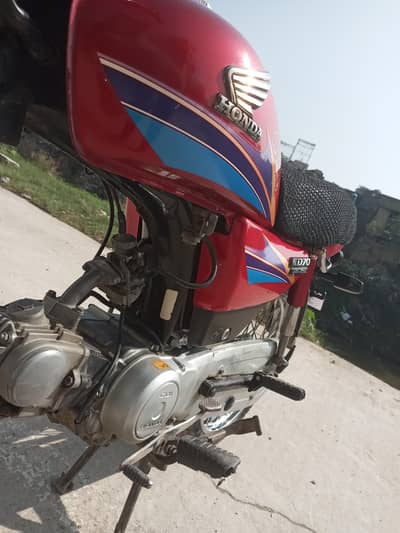 Honda cd 70