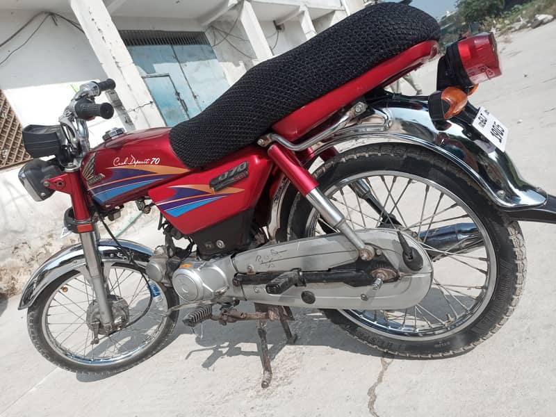 Honda cd 70 8