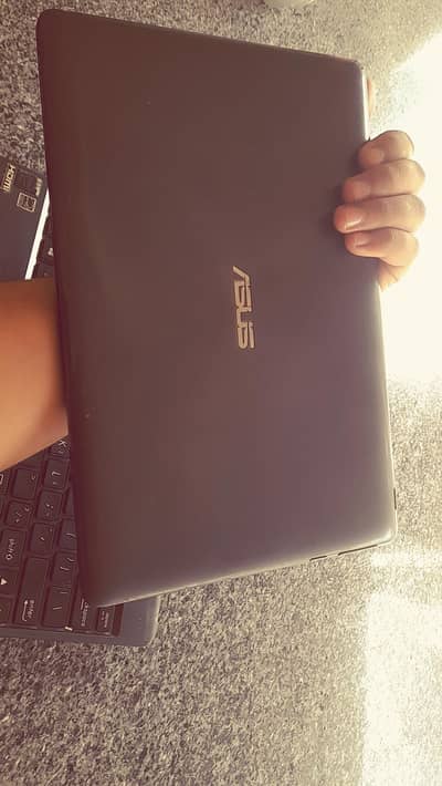 asus ka laptop ha