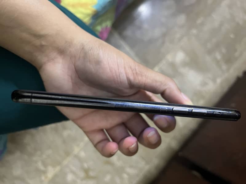 Apple iPhone 11 Pro Max 5