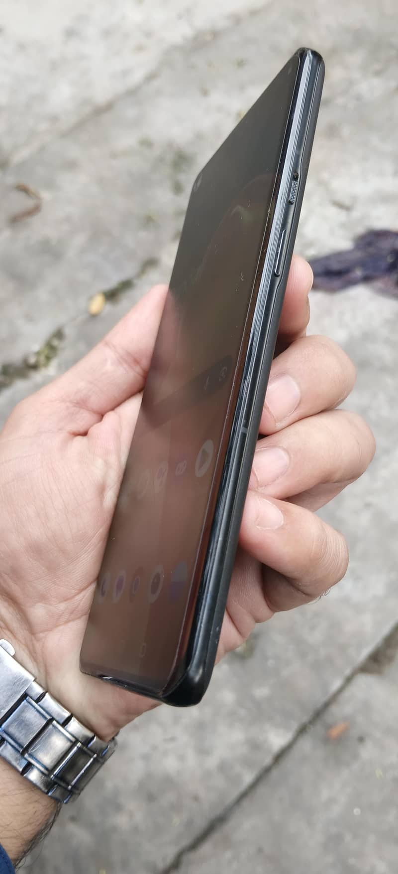 One Plus 9 pro 3