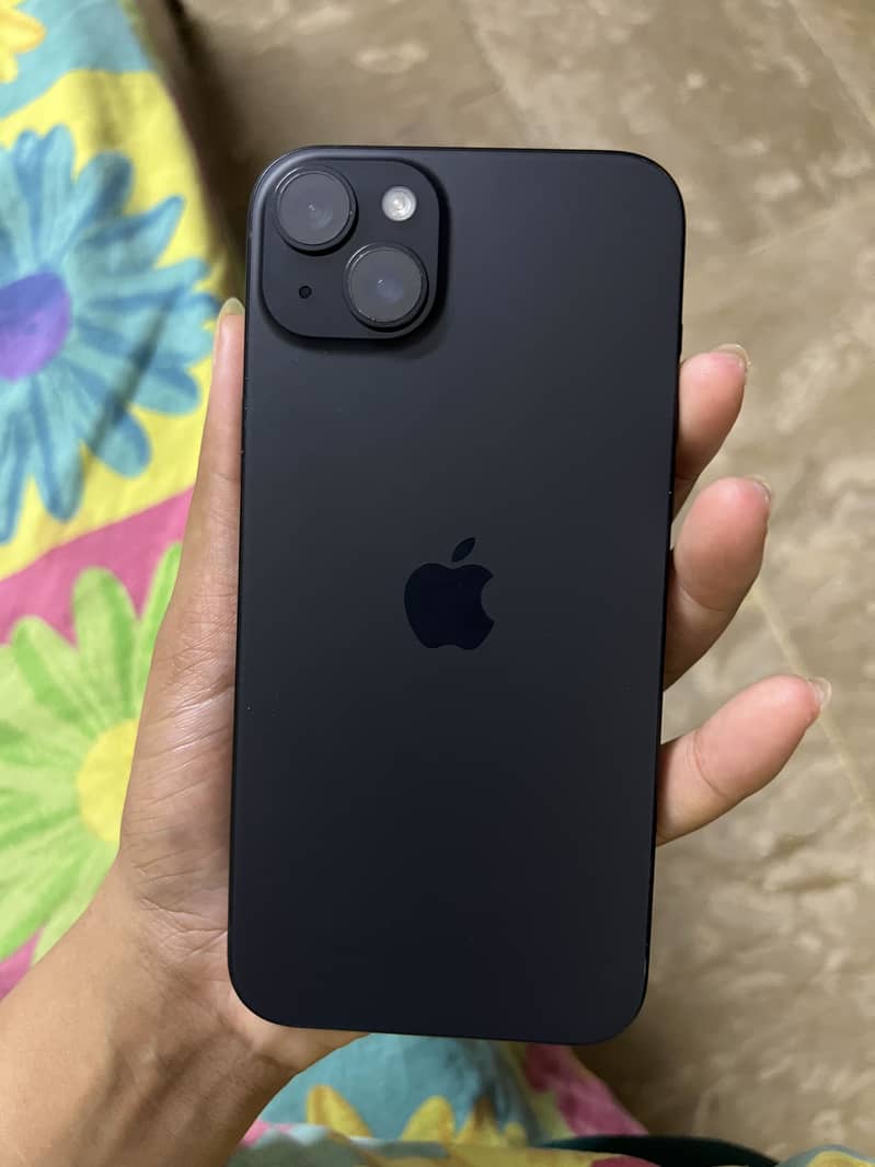 Apple iPhone 15 plus 7