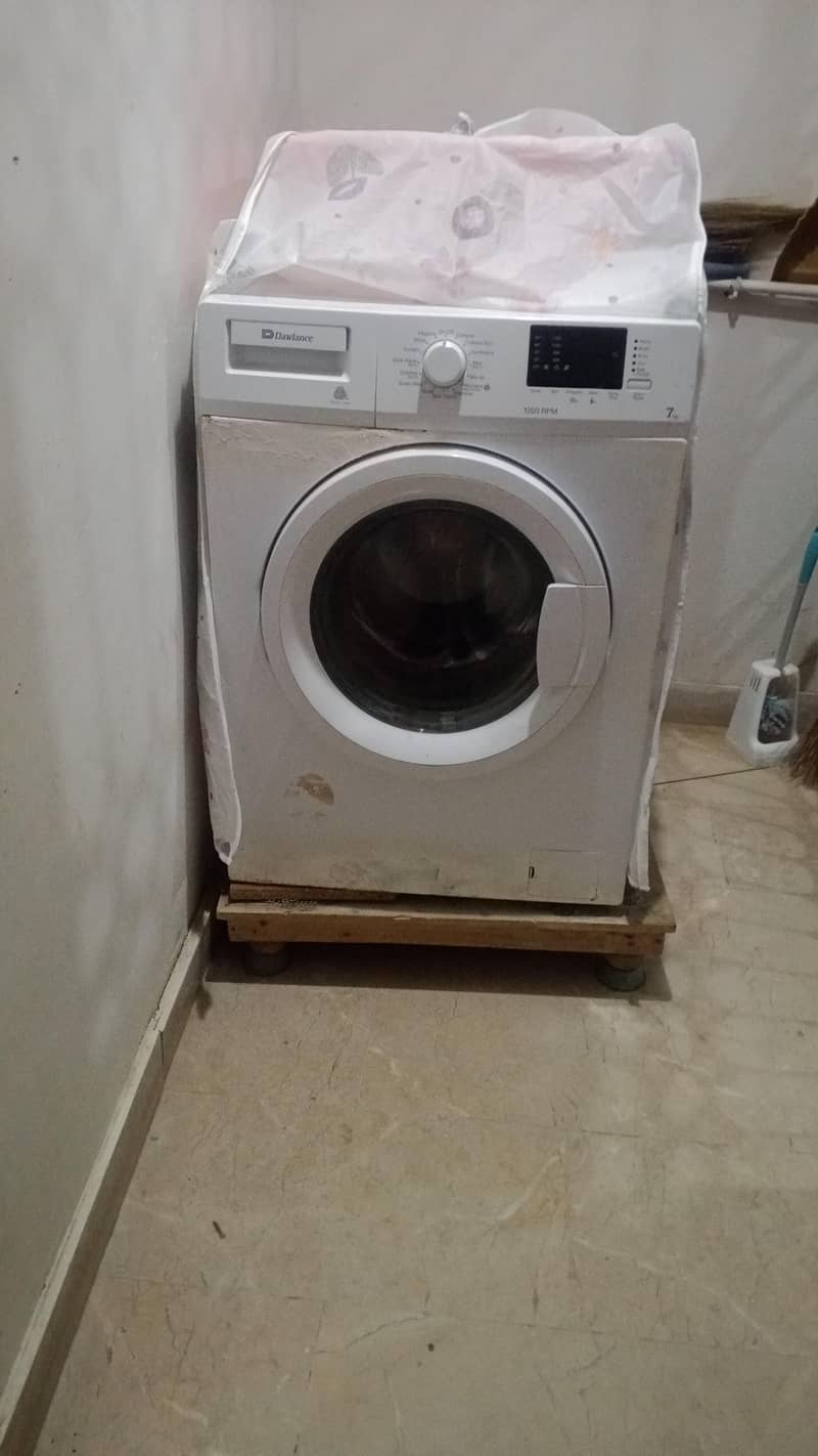 Dawlance fully automatic machine front loaded 0