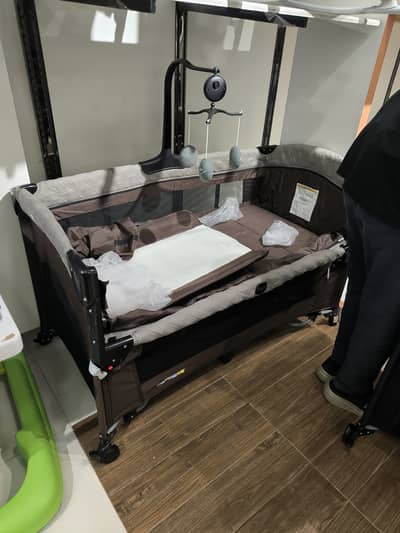 Bambies premium Kids cot & playard dropside