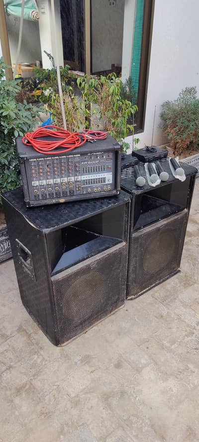 sound system originally USA mixer with speakers