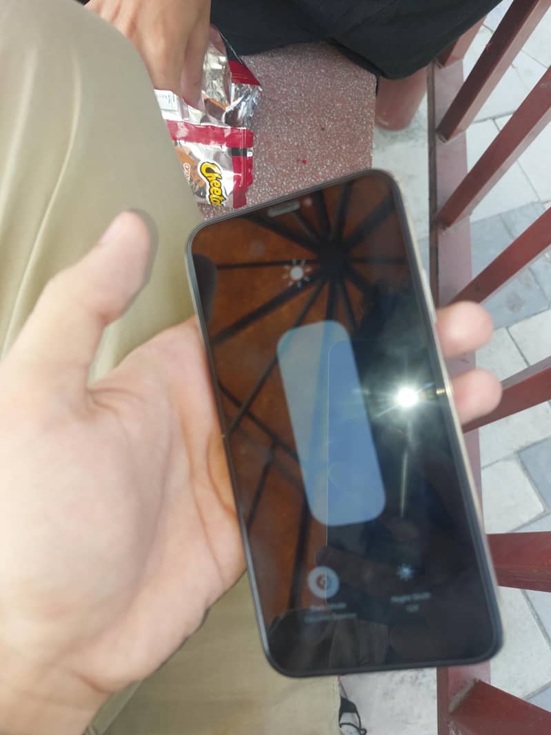 Apple iPhone X 5