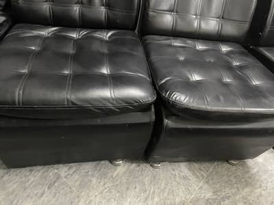 Look like new sofa pair 8000