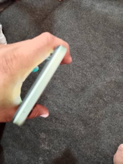 vivo y100