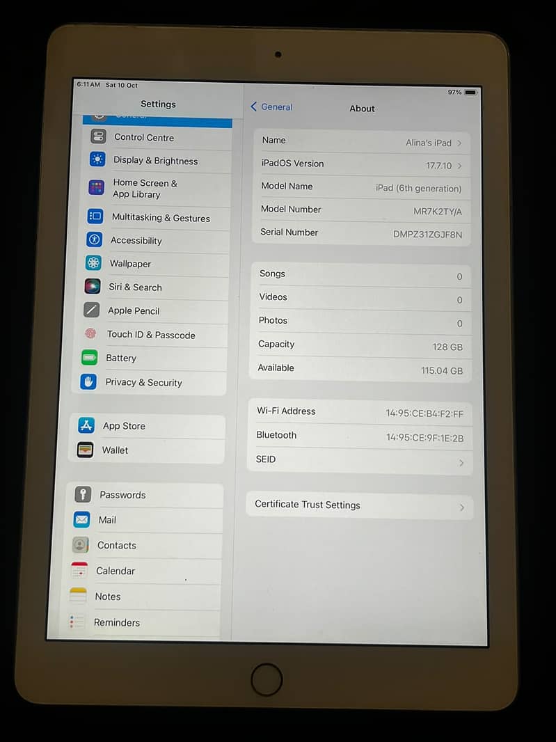 Apple iPad 6th Generation 9
