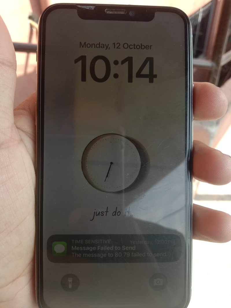 Apple iPhone 11 Pro 2