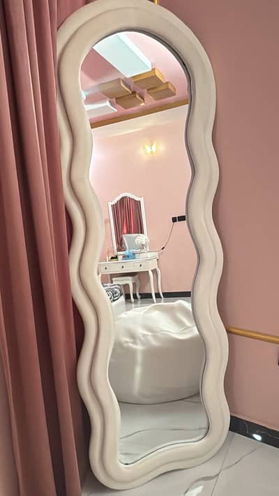 Large Wavy Frame Standing Floor Mirror