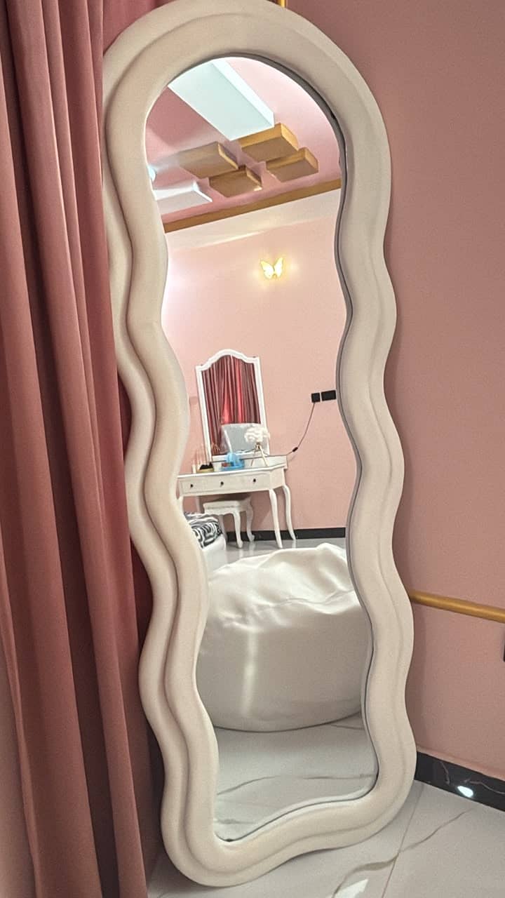 Large Wavy Frame Standing Floor Mirror 0
