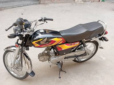 honda 10k km usd orignal hai sari 0/3/0/3/4/1/3/3/2/8/0