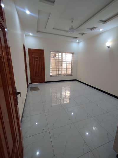 8 marla brand new house for sale