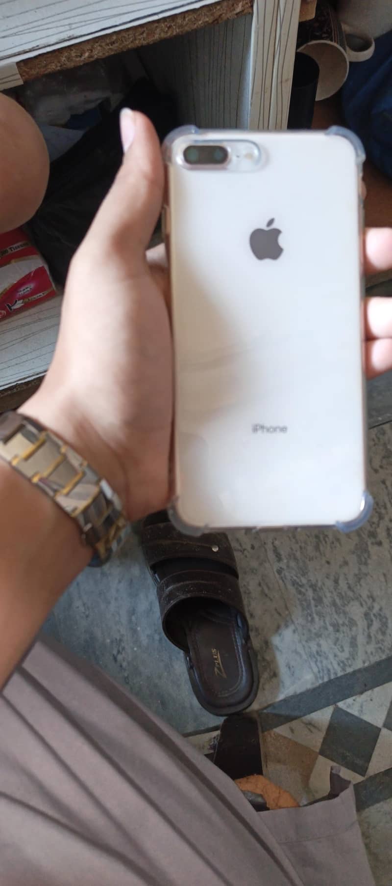 Apple iPhone 8 Plus 4