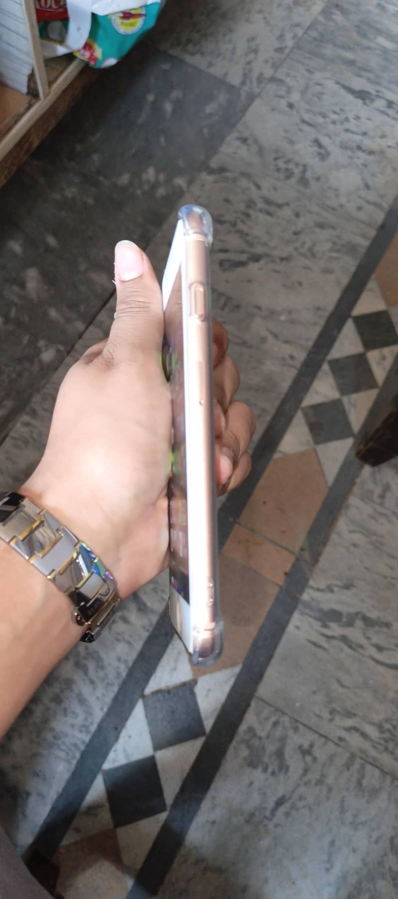Apple iPhone 8 Plus 6
