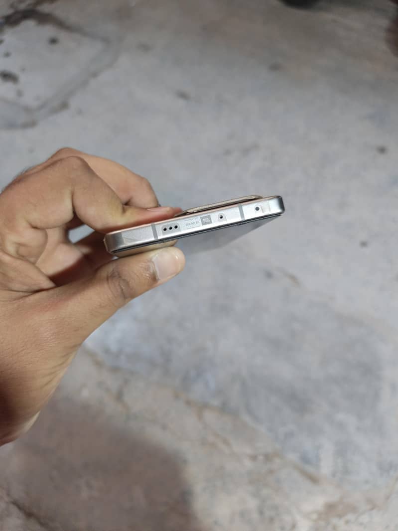 Infinix Note 50 4