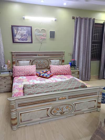 bed set whats app  and call me 03110017689