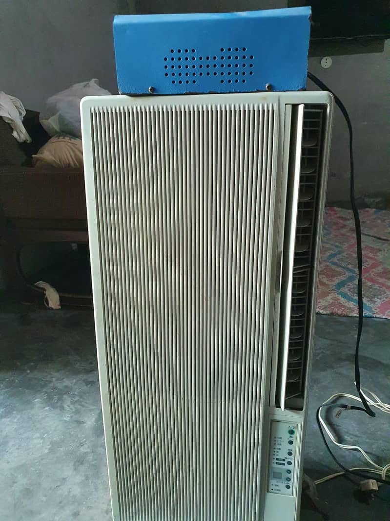 window ac 1