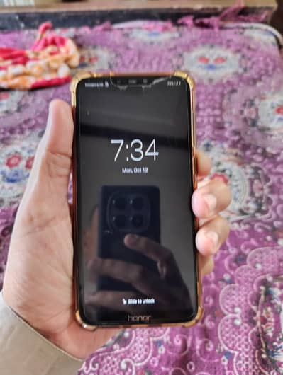 Honor 8C