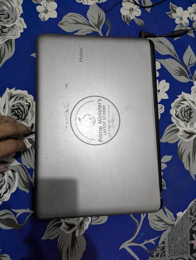 Haier Core i3 4th generation