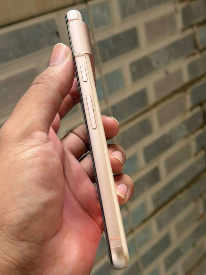 Google Pixel 8 2
