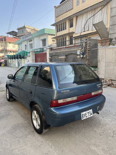 Suzuki Cultus VXR Efi Blue