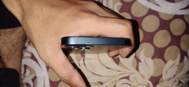 Apple iPhone 13 jc