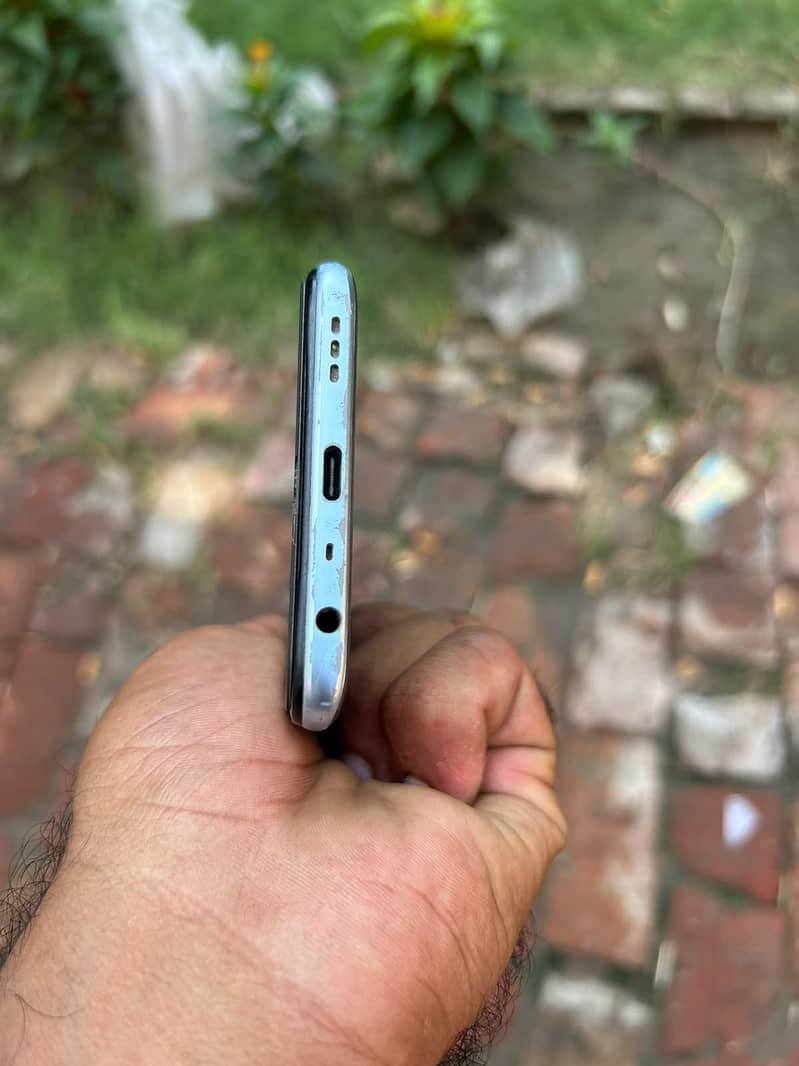 OPPO A54 0