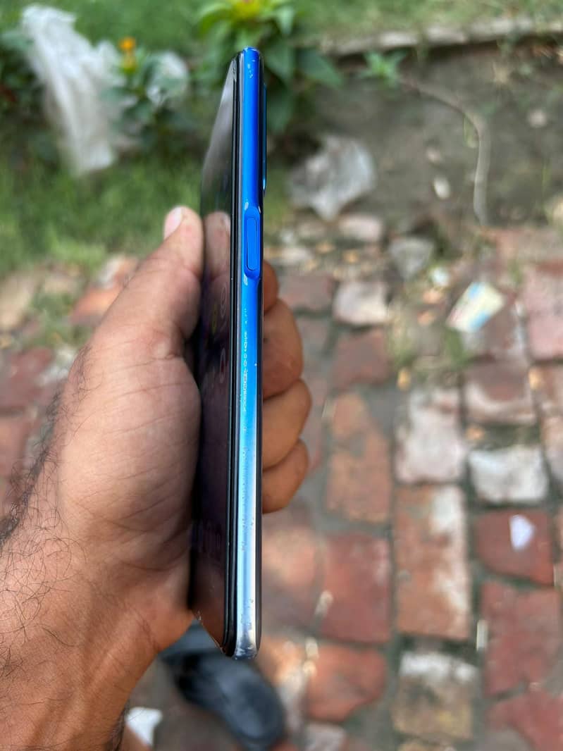 OPPO A54 3