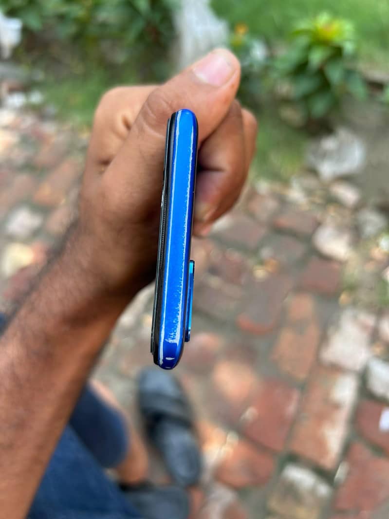 OPPO A54 4