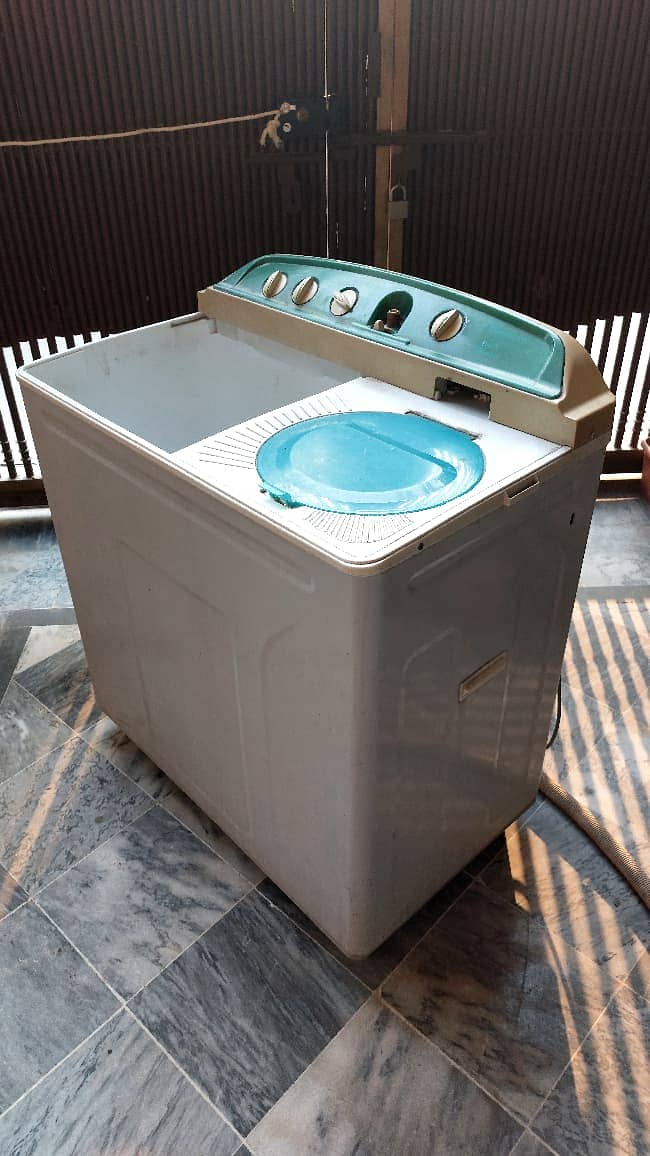 Semi-Automatic washing machine 1