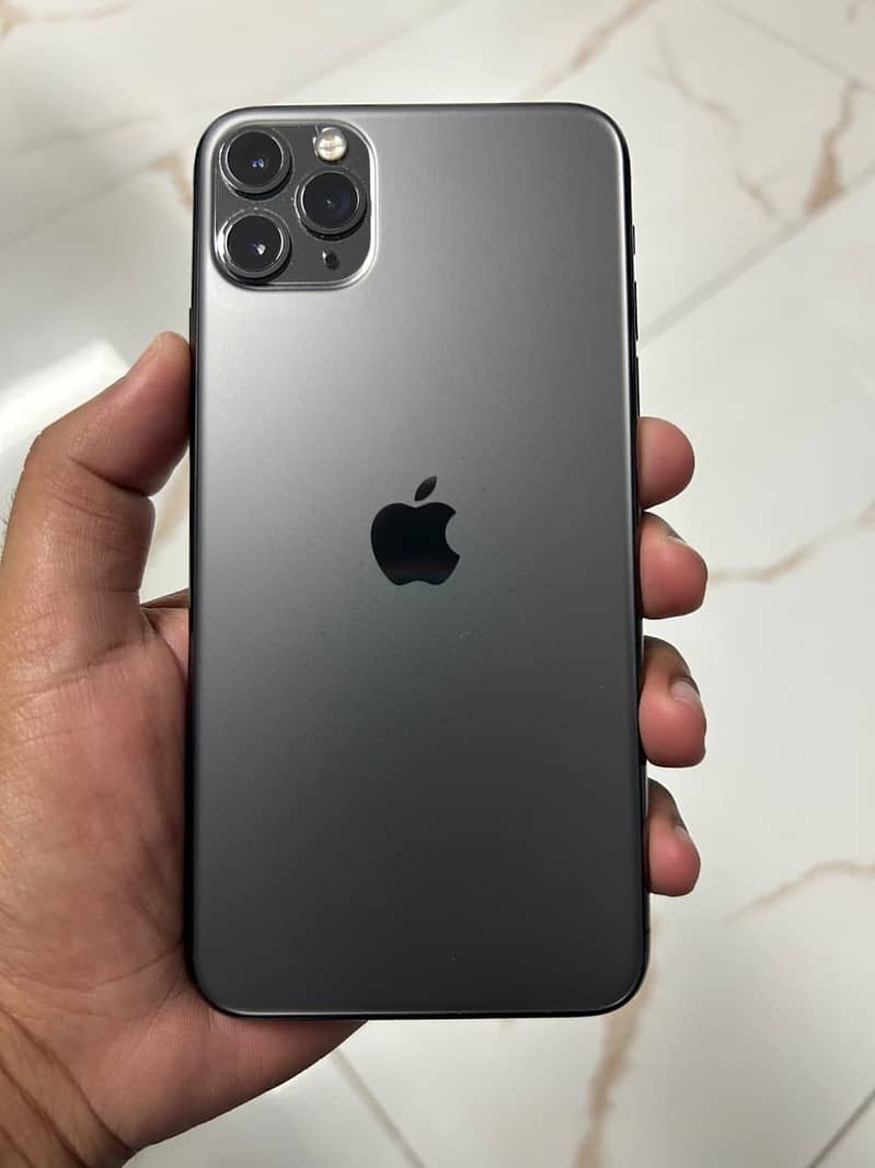 Apple iPhone 11 Pro Max 2