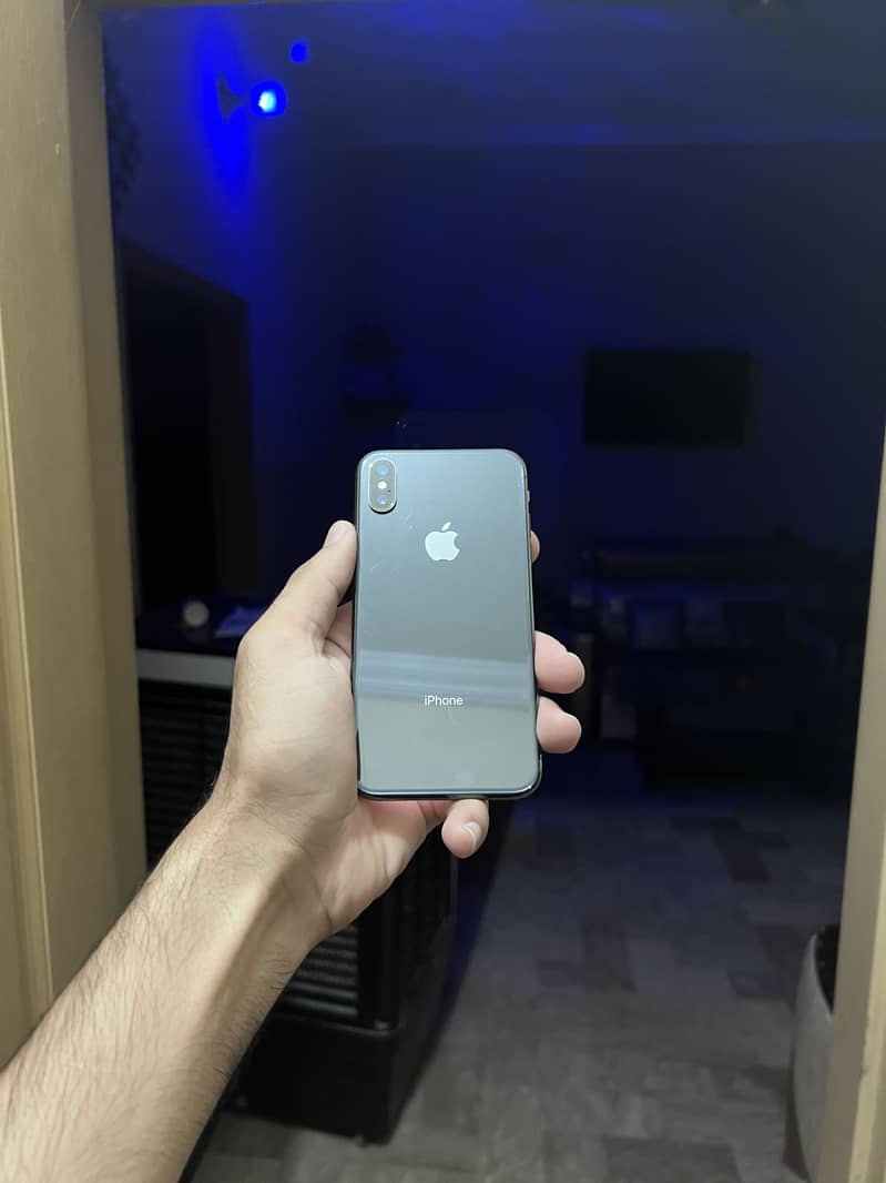 Apple iPhone X 1