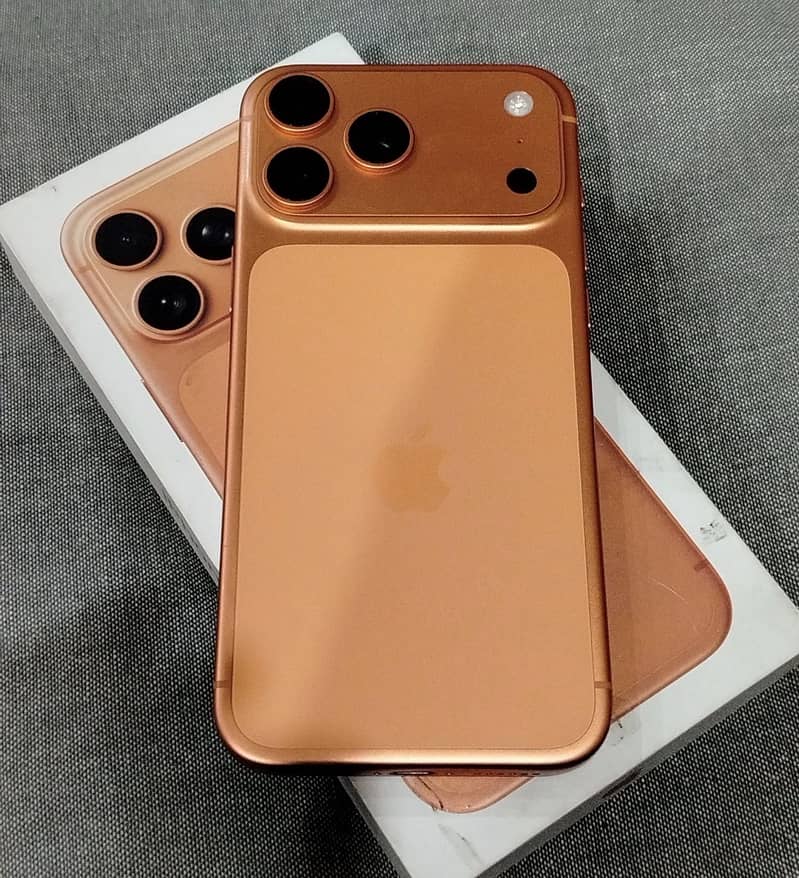 Apple iPhone 17 Pro Max 1
