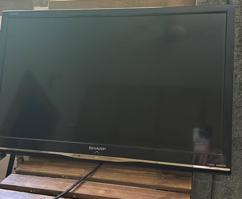Sharp TV 24 inch with android device 3