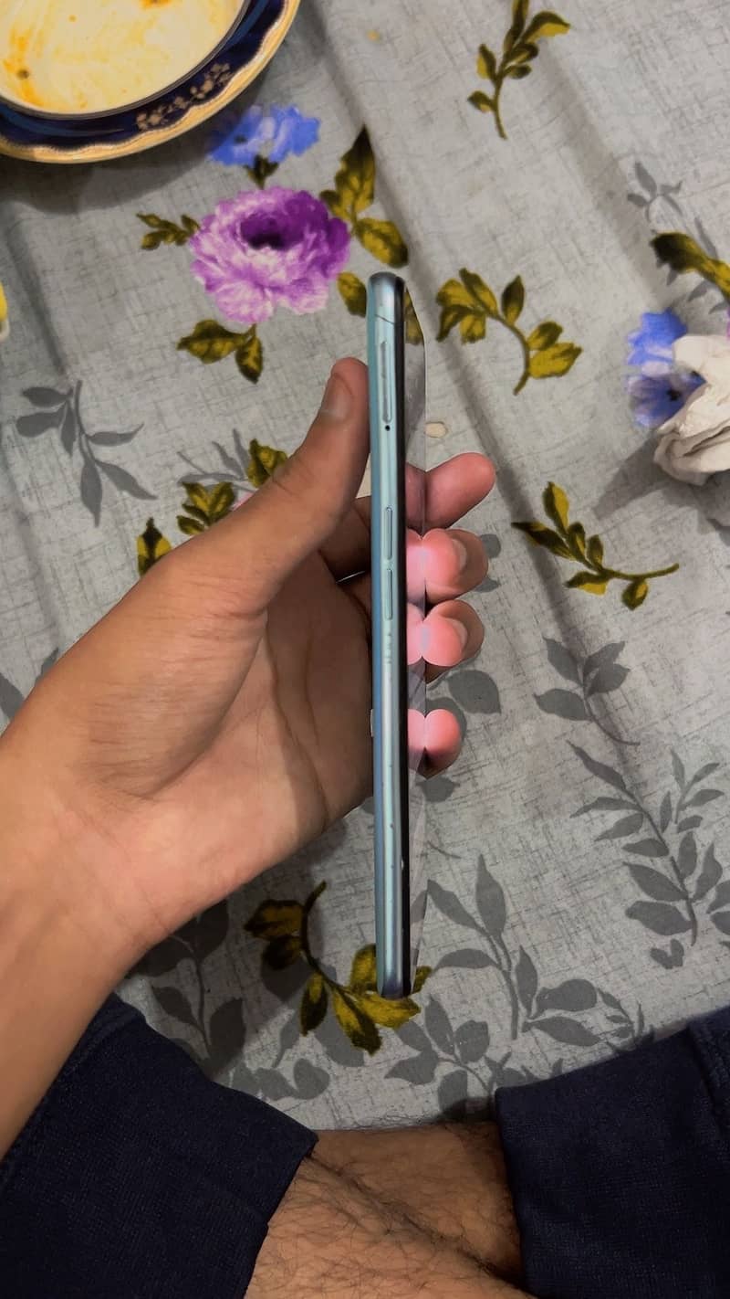 OPPO A76 3