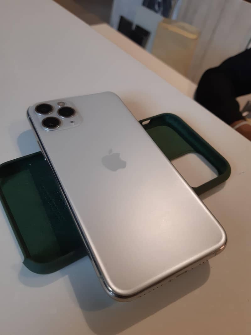 Apple iPhone 11 Pro 5