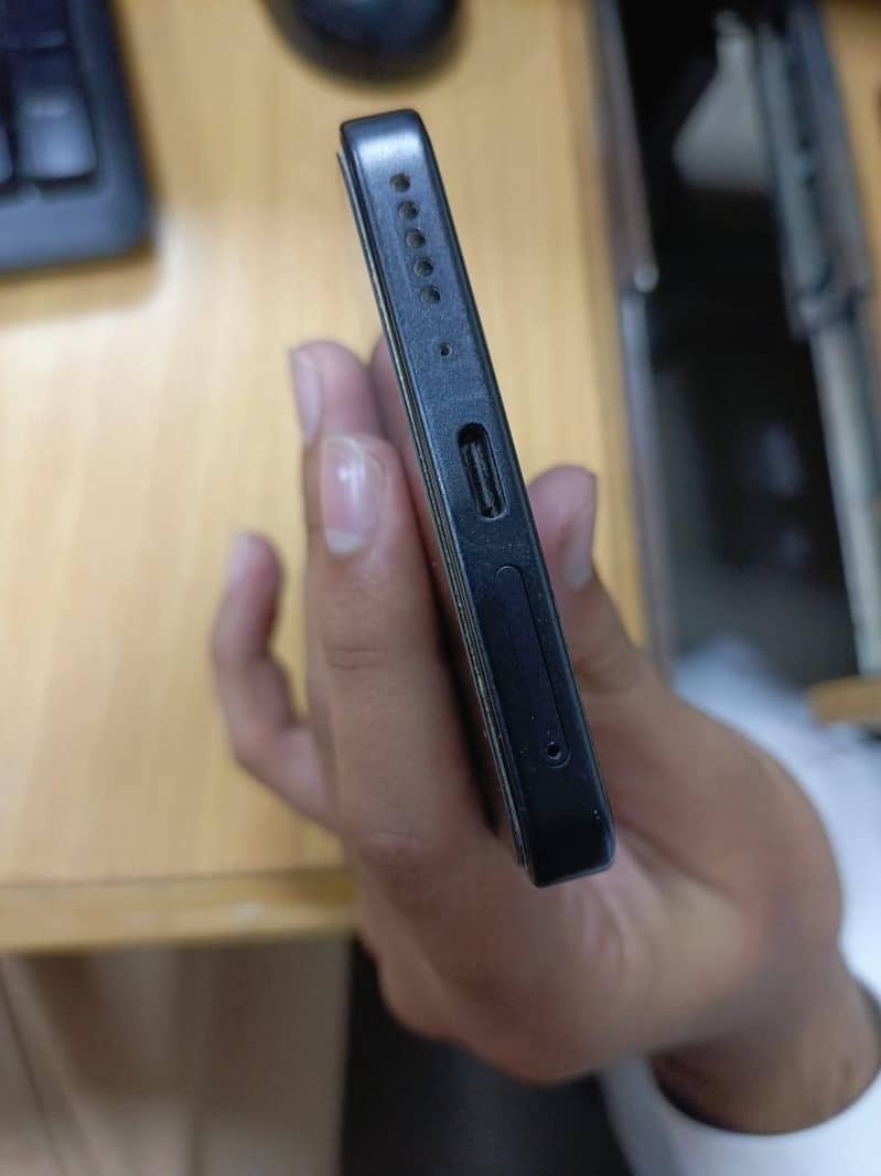 Xiaomi Redmi Note 13 4