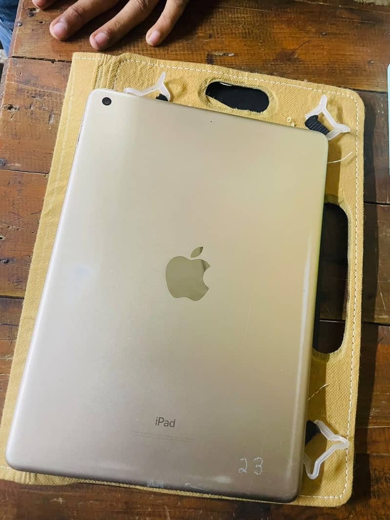 iPad 5th Generation 1