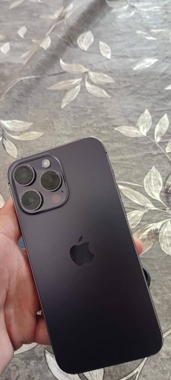 Apple iPhone 14 Pro Max 0