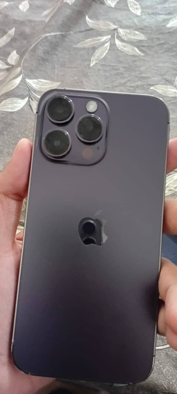 Apple iPhone 14 Pro Max 1