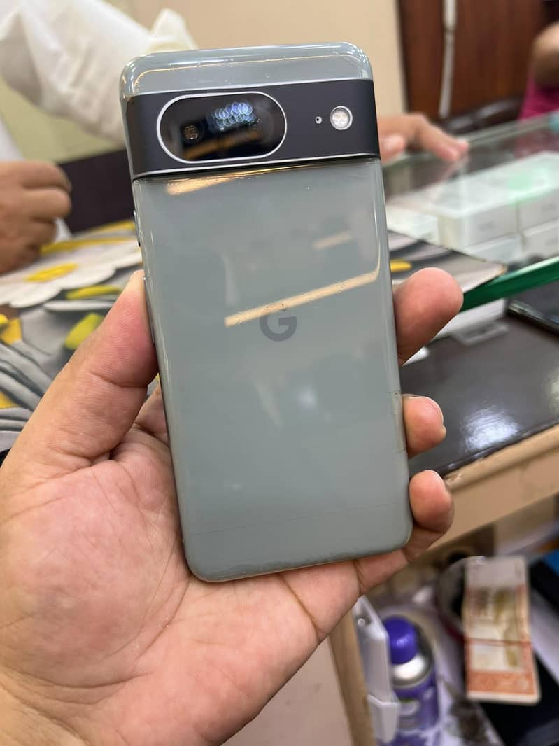 Google Pixel 8 0