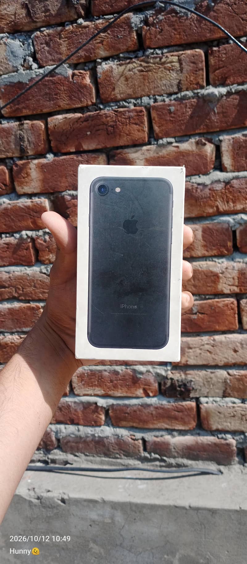 Apple iPhone 7 0