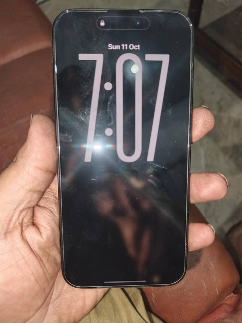 Apple iPhone 15 Pro Max 2