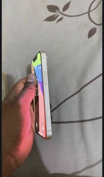 Apple iPhone 13 mini