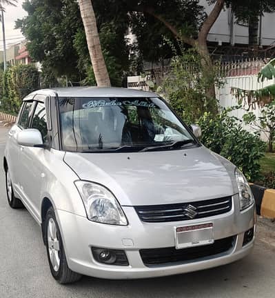SUZUKI SWIFT 1.3 DLX 2015