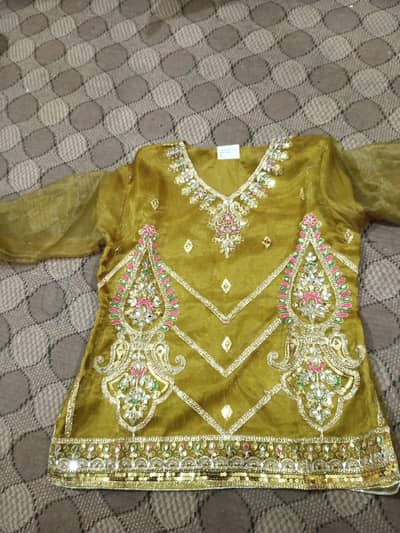 bridal mehndi lehnga