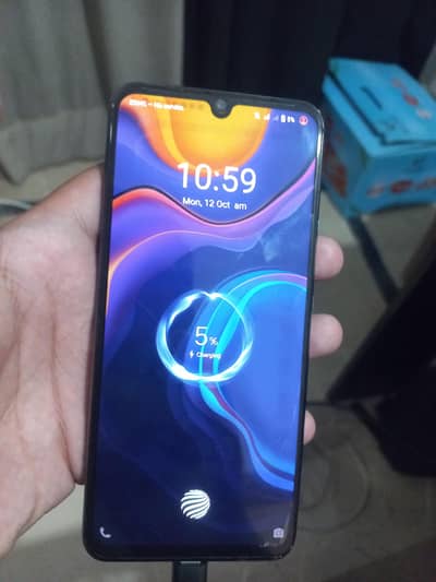 Vivo V20